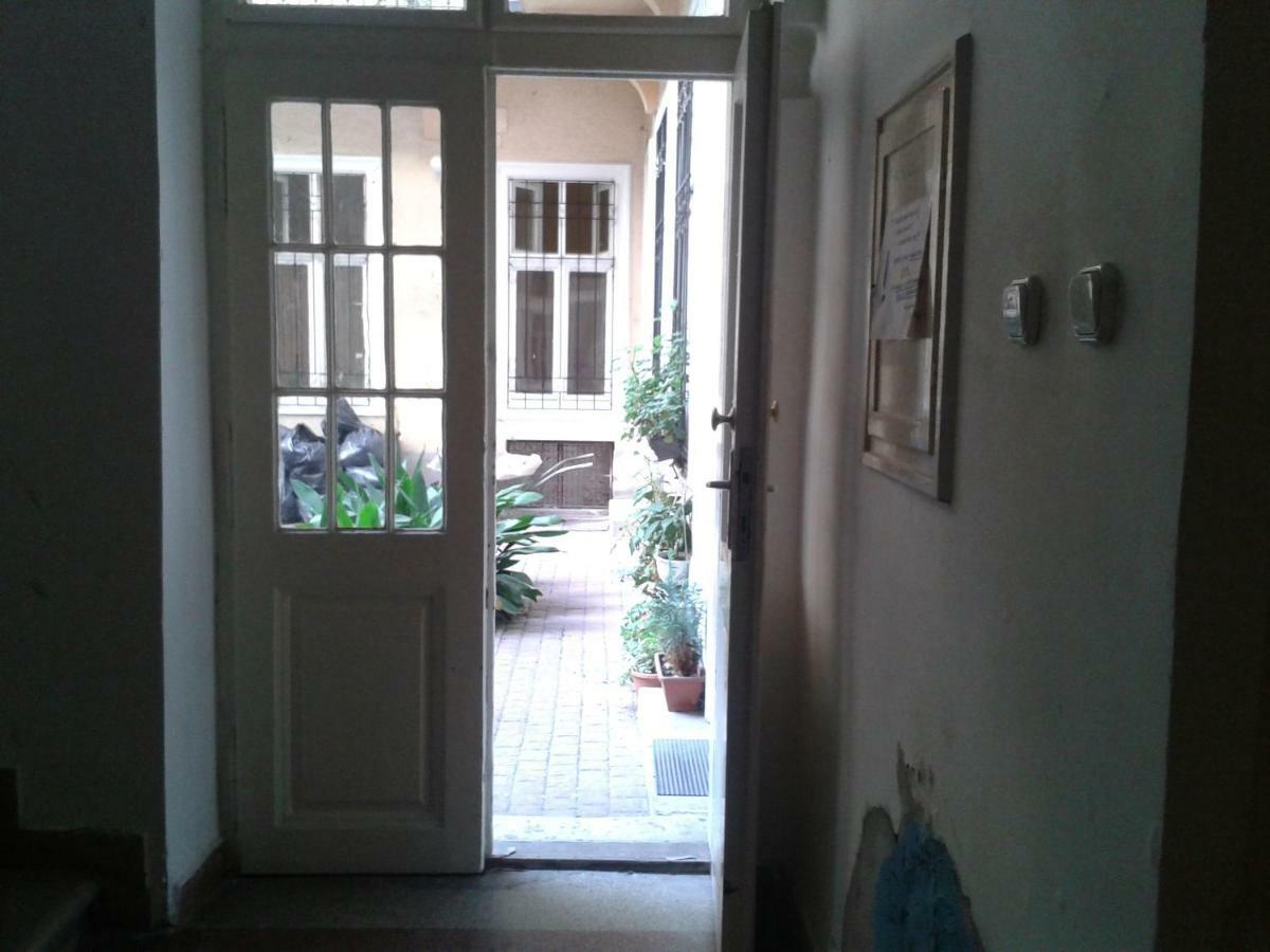 Lily Apartman Budapest Exterior photo